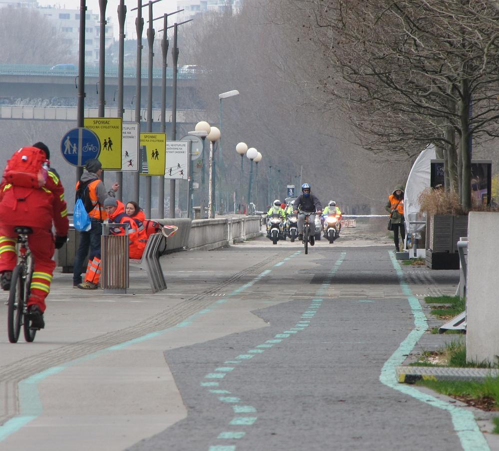 IMG_1135.jpg - ČSOB Maraton 2015